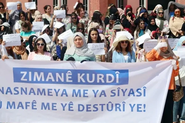 Kürtçeye sınırlamaya itiraz
