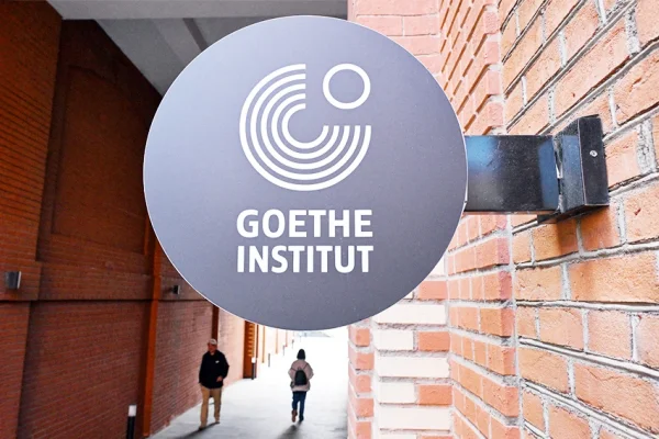 Almanya’ya Goethe Enstitüsü misillemesi