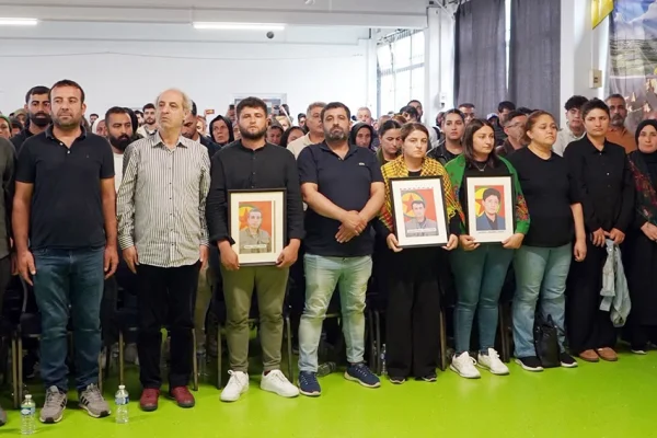 Avrupa, şehitlerini andı