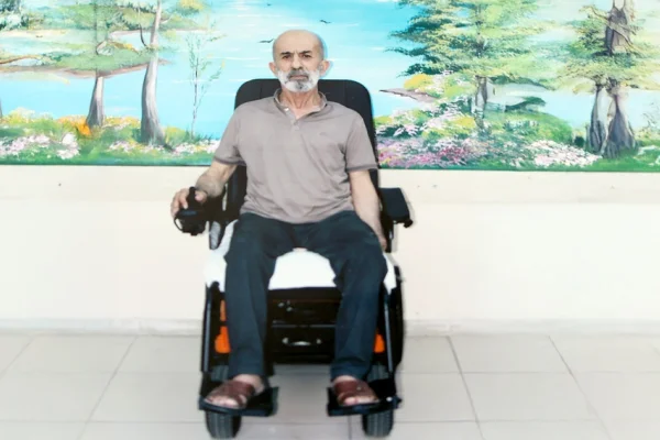 Kanser ve engelli, yine de tahliye yok