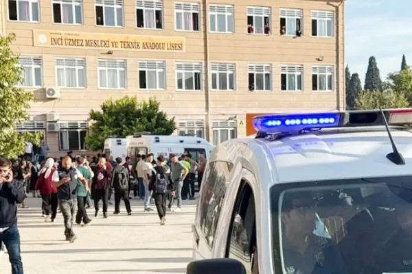 Av tüfeğiyle okuluna saldırdı