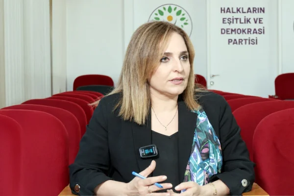 Rêber Apo hakikati görülmeli