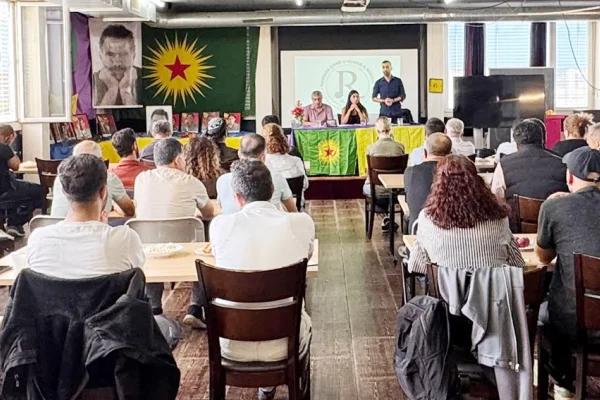 Zürih’te Ronahî Kürt Sanat Komünü
