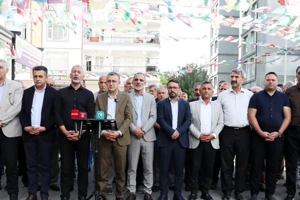 Erkek şiddetine ve egemenliğine karşı