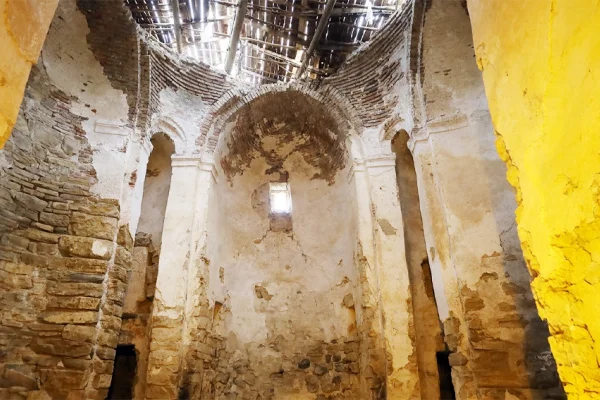 Yedi Kilise’yi Altaylı  bitirdi