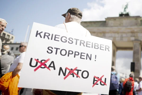 NATO’ya ‘Barış Ödülü’!