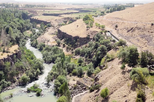 Zîlan’da JES üç köyü yok ediyor
