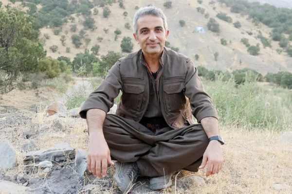 Sanatımız kurumsal değil, mevsimsel