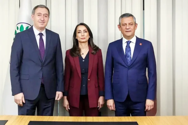 YENİ Parti ile iki saatlik görüşme