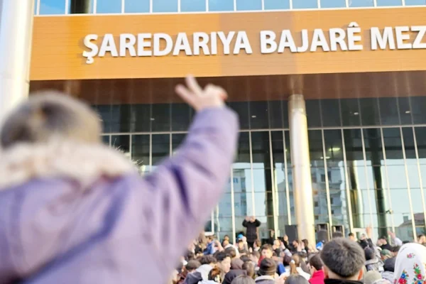 Yerel demokrasiyle toplumcu belediyeciliğe