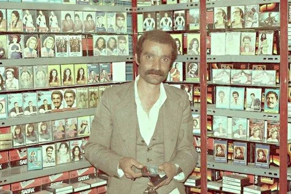 Kürt müziğinin sade ve zarif sesi: Hozan Şiyar