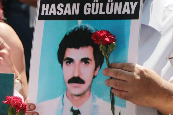 8 yaşından beri babasını arıyor