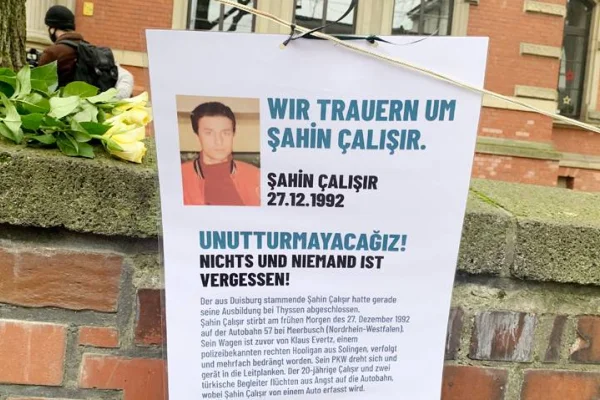 Neuss’da ırkçılık karşıtları buluştu