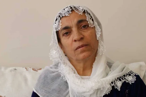 Tutsak oğluyla görüşemiyor