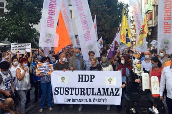 HDP ve komplocu girişimler