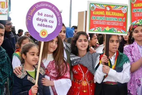 Aileler ve anadilde konuşma hakkı!