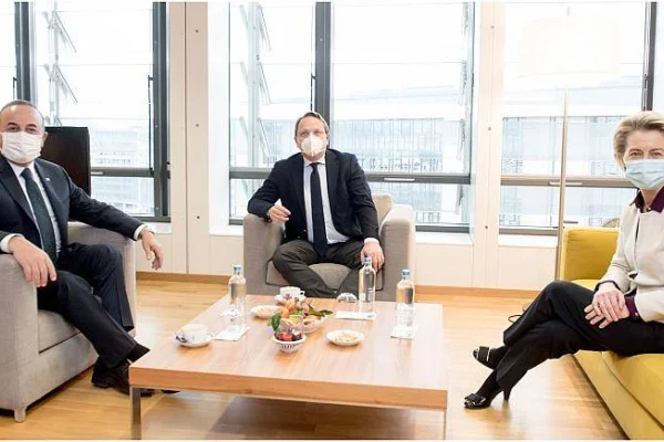 Çavuşoğlu, Stoltenberg ile görüştü