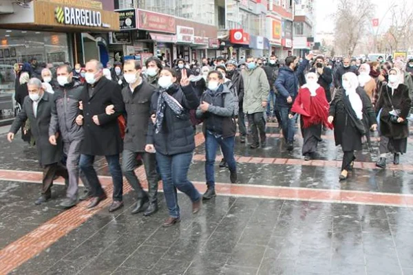 Batman tüm Kürtlerin tutumunu ortaya koymuştur