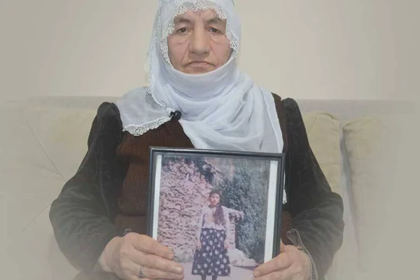 Cenazeler hala kaldırımın altında
