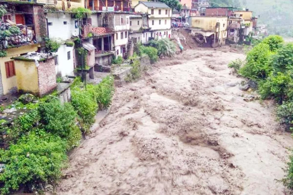 Buzul felaketinde çok sayıda kayıp