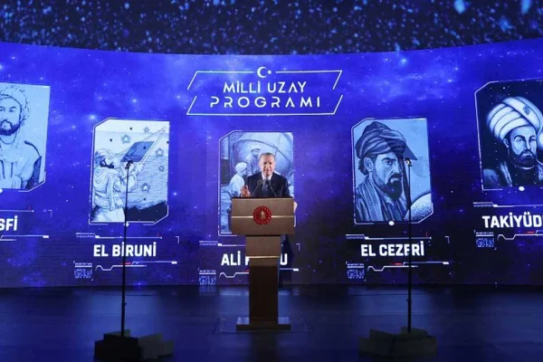 "İnşallah Ay’a gidiyoruz” yalanı