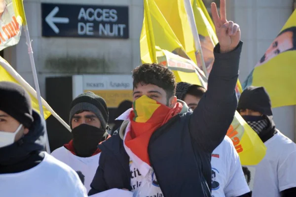 Paris’te uzun yürüyüş 4. gününde
