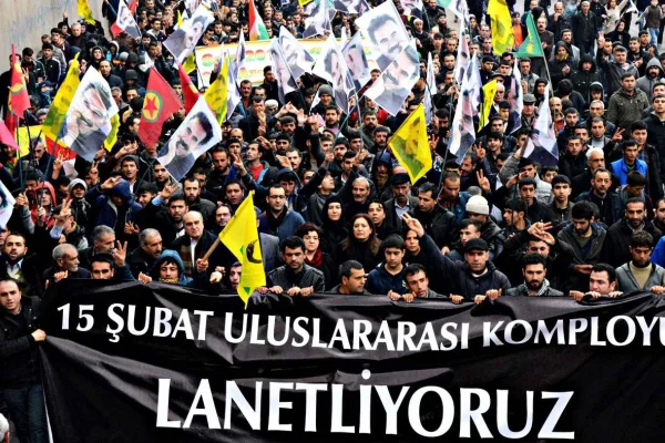 Ateşten iz bırakanlar 
