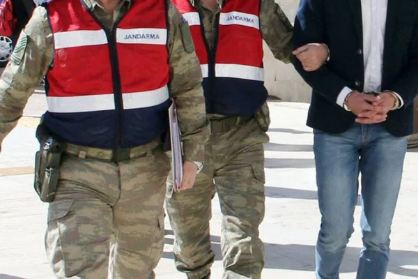 İlçe eşbaşkanı gözaltında