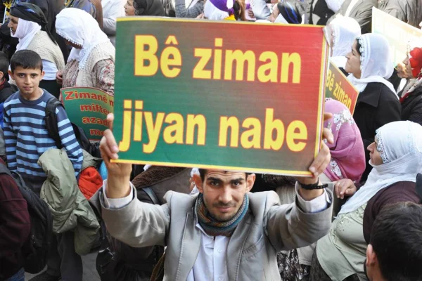 Kürtçeye saldırılar sistematik
