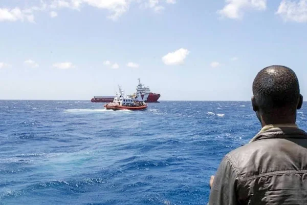 Kongo’da 700 kişi taşıyan gemi battı