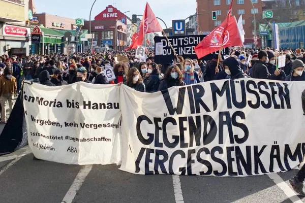 Berlin’de binler Hanau için yürüdü