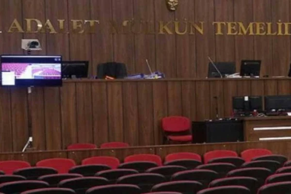 Sorunlu birinin yalanı yetti