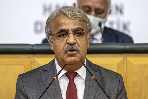 HDP yoluna devam edecek