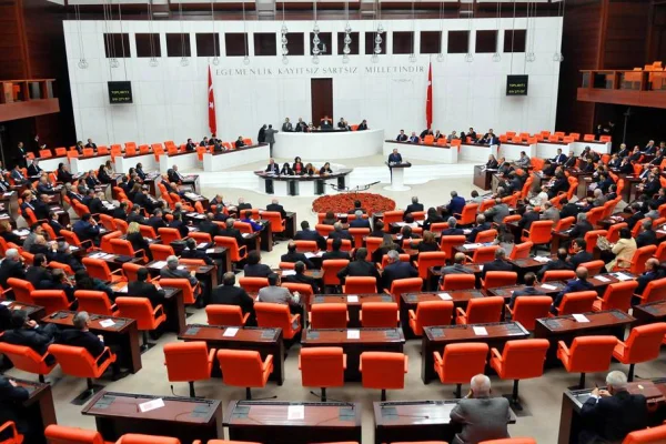 Ehven-i şerciliğe diktatör çarpabilir