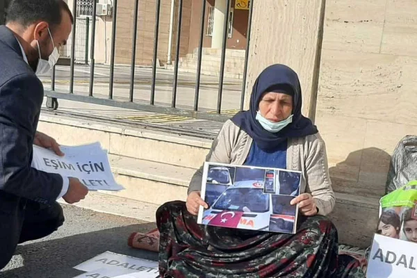 Vicdanlar kör kulaklar sağır