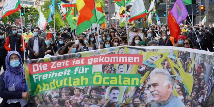 Stuttgart'ta işgal ve tecrit protesto edildi
