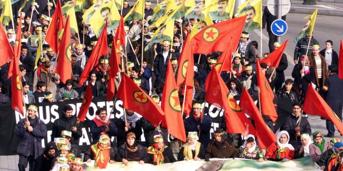 Kürt halkı Uluslararası Komplo'yu protesto ediyor