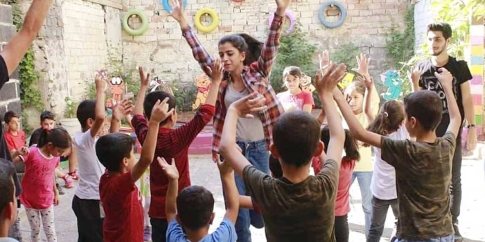 Rengarenk Umutlar Derneği