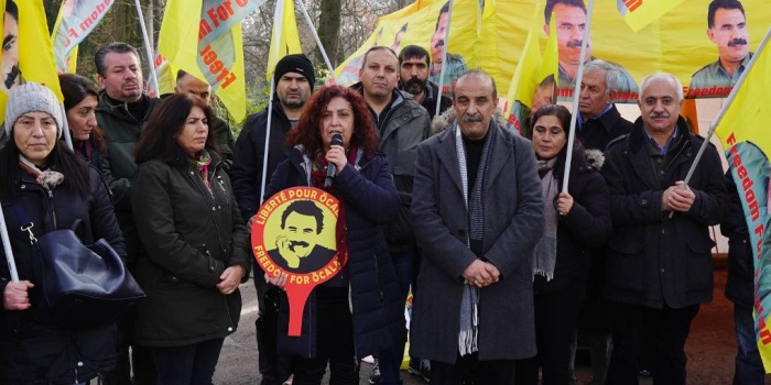 KCDK-E eşbaşkanları Fatoş Göksungur ve Yüksel Koç