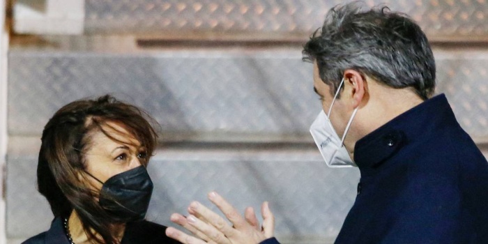 Konferans için 17 Şubat akşamı Münih’e gelen ABD Başkan Yardımcısı Kamala Harris (solda) bizzat Bayern Eyalet Başbakanı Markus Söder tarafından havalimanında karşılandı. Foto: AFP