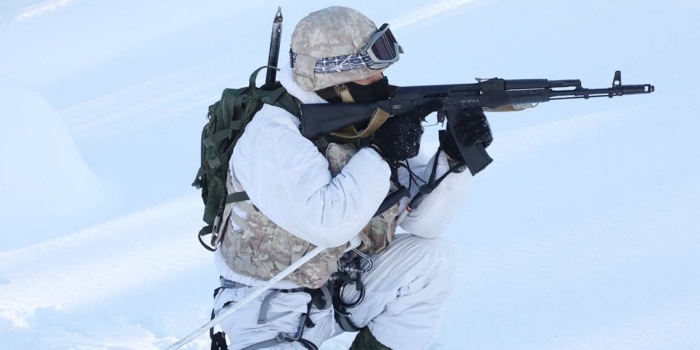 Rus askerleri tatbikatlarına devam ediyor. Foto: AFP