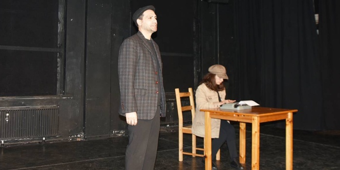 Pukeleka tiyatro oyunu