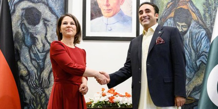 Almanya Dışişleri Bakanı Annalena Baerbock Salı günü Pakistan’ın başkenti İslamabad’da mevkidaşı Bilawal Butto Zerdari ile görüştü.