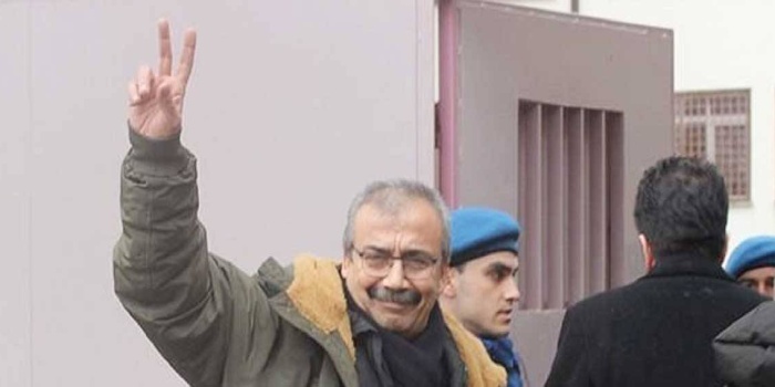 HDP eski Milletvekili Sırrı Süreyya Önder