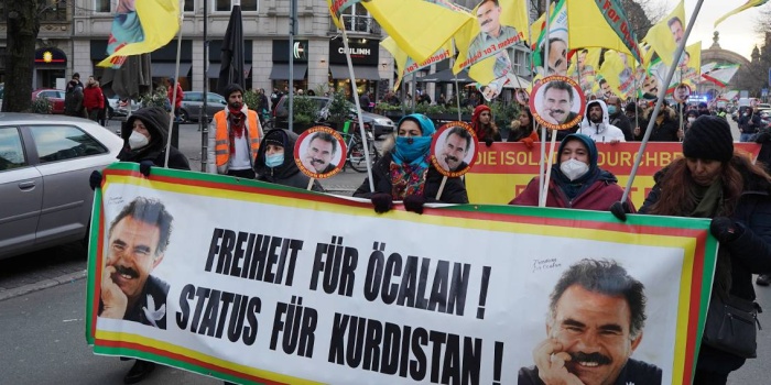 Foto: FRANFURT - DENİZ BABİR