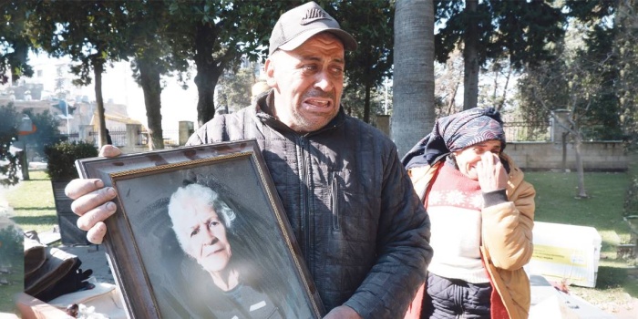 Mithat Aşur ve annesinin fotoğrafı