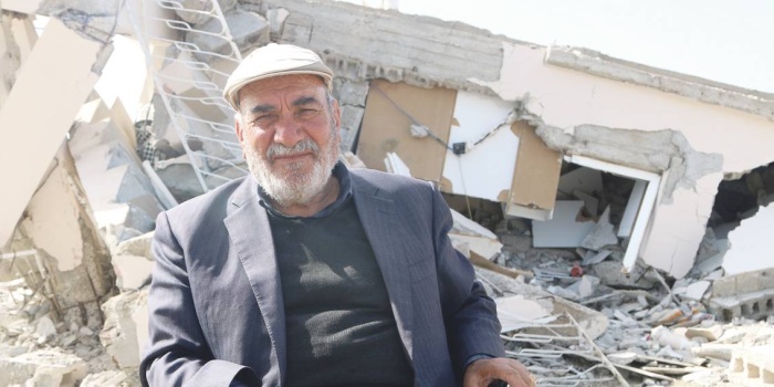 Depremzede Halil Yalvaç