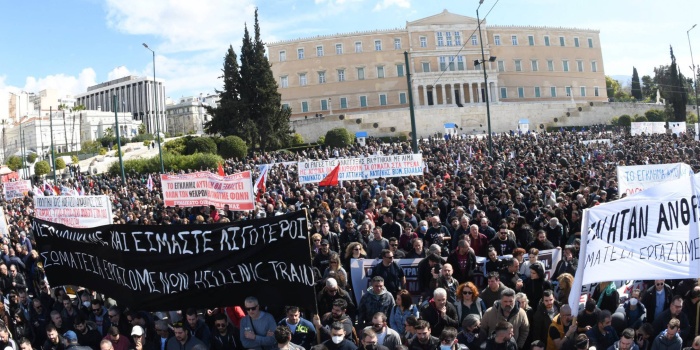 Yunanistan'da demiryolu işçilerinin düzenlediği protesto