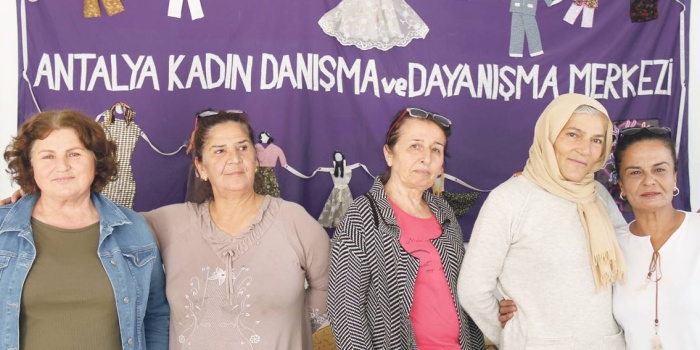 Ev işçisi kadınlar/Antalya