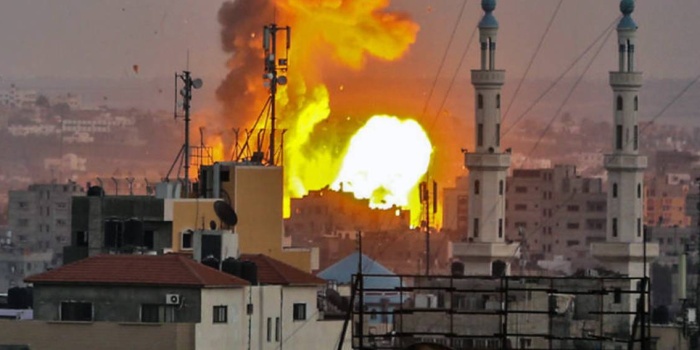 Gazze'ye İsrail hava saldırısı Foto: AFP